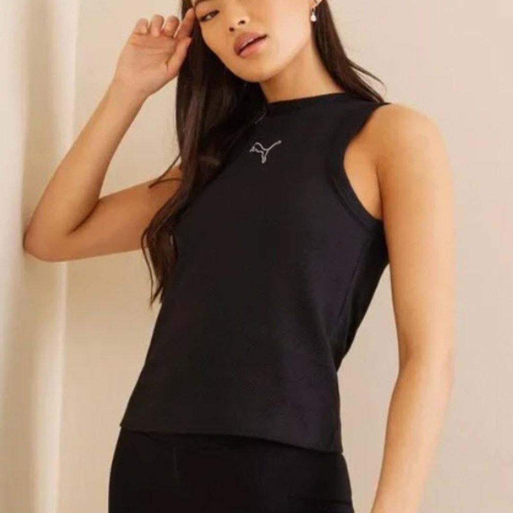 PUMA Women Slim fit Embroidred Cat Logo HER Textured TANK TOP, NWT, Medium